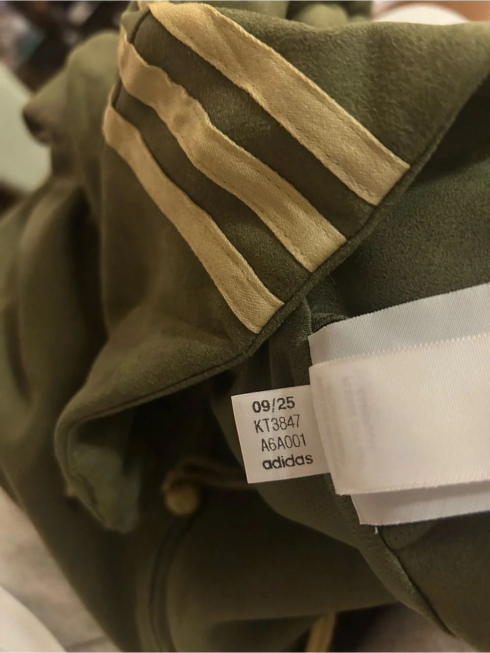 adidas CTT Chinese Track Top 3.1 Gender Neutral Jacket (Asia sizing) Olive 🫒